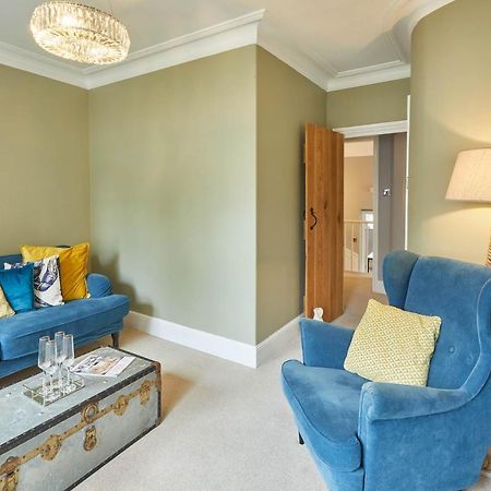 Host & Stay - Henderson House Whitby Luaran gambar