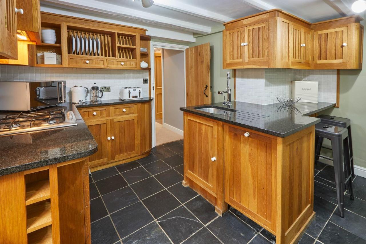 Host & Stay - Henderson House Whitby Luaran gambar